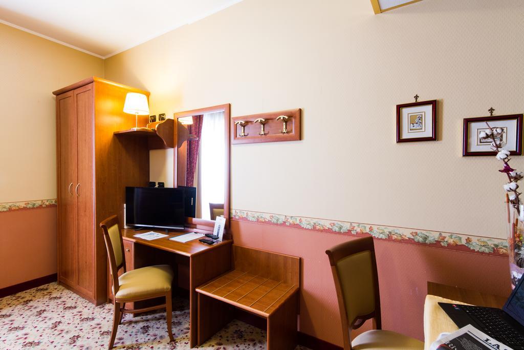 Vald Hotel Val della Torre Exterior foto